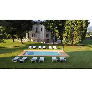 Bed & Breakfast La Charme & Pleasure, Rovetta